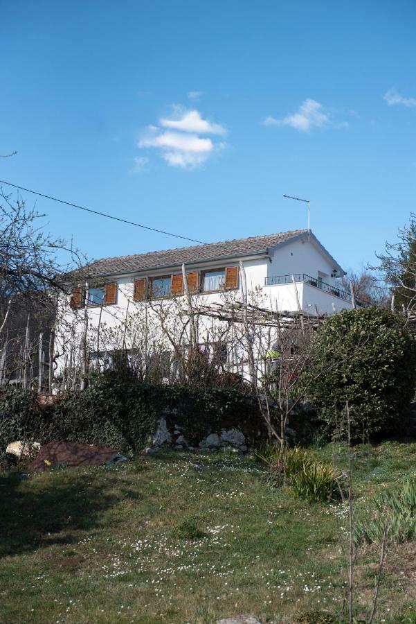 Lola Apartment Veprinac Exterior photo